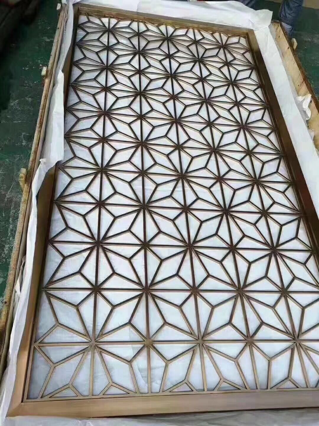雕花镂空铝板