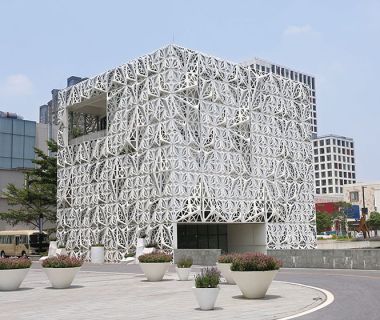 雕刻镂空铝板